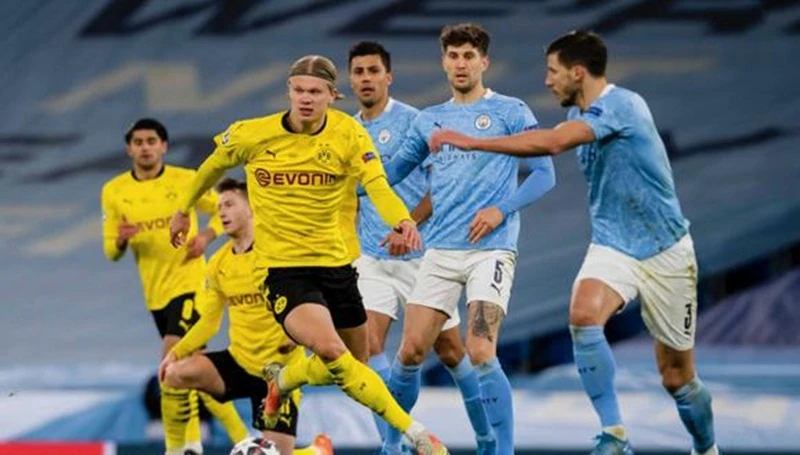 Man.City thắng nhọc, cửa vẫn mở với Dortmund ảnh 1 Man.City thắng nhọc, cửa vẫn mở với Dortmund ảnh 1