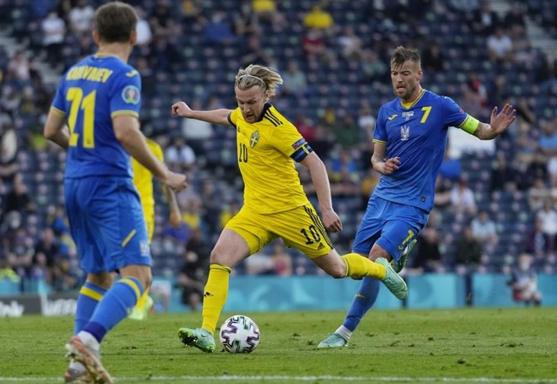 Thụy Điển - Ukraine 1-2 (hiệp phụ): Sao Man.City tỏa sáng, Ukraine lần đầu vào tứ kết ảnh 1 Thụy Điển - Ukraine 1-2 (hiệp phụ): Sao Man.City tỏa sáng, Ukraine lần đầu vào tứ kết ảnh 1