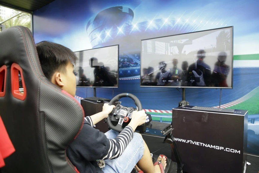 Chơi games để trải nghiệm chặng đua Công thức 1 ảnh 2 Chơi games để trải nghiệm chặng đua Công thức 1 ảnh 2