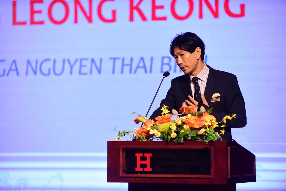 NHG tôn vinh những người thầy “phục vụ trong yêu thương“ ảnh 7 NHG tôn vinh những người thầy “phục vụ trong yêu thương“ ảnh 7