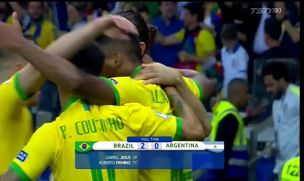 Brazil - Argentina 2-0: Gabriel Jesus tỏa sáng, Firmino hòa nhịp đưa Brazil vào chung kết ảnh 9 Brazil - Argentina 2-0: Gabriel Jesus tỏa sáng, Firmino hòa nhịp đưa Brazil vào chung kết ảnh 9