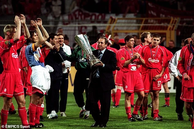 HLV huyền thoại Gerard Houllier của Liverpool qua đời ở tuổi 73 ảnh 2 HLV huyền thoại Gerard Houllier của Liverpool qua đời ở tuổi 73 ảnh 2