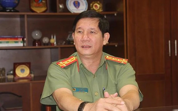 Vụ giang hồ vây chặn xe công an ở Đồng Nai: Triệu tập vợ Đại tá Huỳnh Tiến Mạnh ảnh 3 Vụ giang hồ vây chặn xe công an ở Đồng Nai: Triệu tập vợ Đại tá Huỳnh Tiến Mạnh ảnh 3