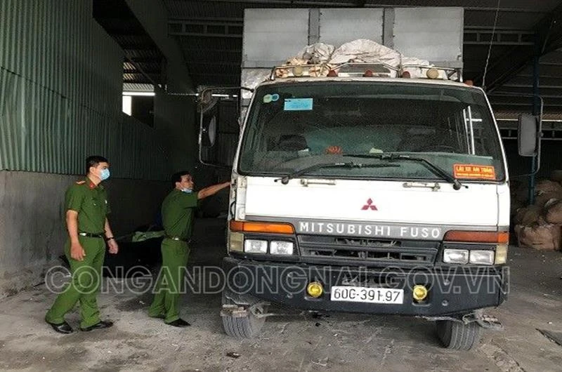 Gần 200 tấn chất thải rắn công nghiệp ở trong kho 1 công ty ảnh 1 Gần 200 tấn chất thải rắn công nghiệp ở trong kho 1 công ty ảnh 1