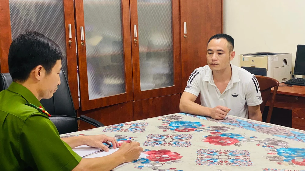 Bắt nhóm đối tượng trong vụ dùng súng bắn chết người ảnh 2 Bắt nhóm đối tượng trong vụ dùng súng bắn chết người ảnh 2