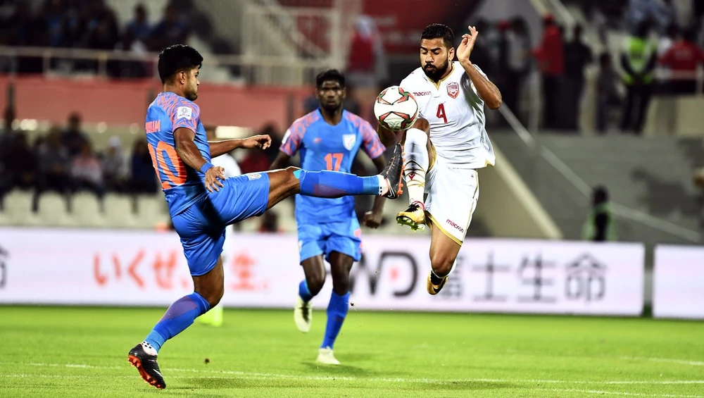 Asian Cup 2019: HLV Ấn Độ từ chức ảnh 1 Asian Cup 2019: HLV Ấn Độ từ chức ảnh 1