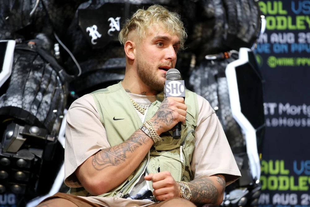 Sự ngạo mạn của Youtuber Jake Paul: Đòi KO “ông bầu trọc đầu” Dana White, tuyên bố “thế hệ ngày nay có tôi” ảnh 1 Sự ngạo mạn của Youtuber Jake Paul: Đòi KO “ông bầu trọc đầu” Dana White, tuyên bố “thế hệ ngày nay có tôi” ảnh 1