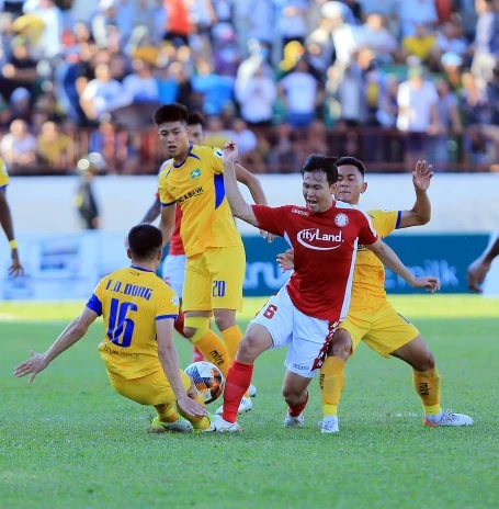 Thắng SLNA 3-1, CLB TPHCM tiếp tục khẳng định sức mạnh ảnh 1 Thắng SLNA 3-1, CLB TPHCM tiếp tục khẳng định sức mạnh ảnh 1