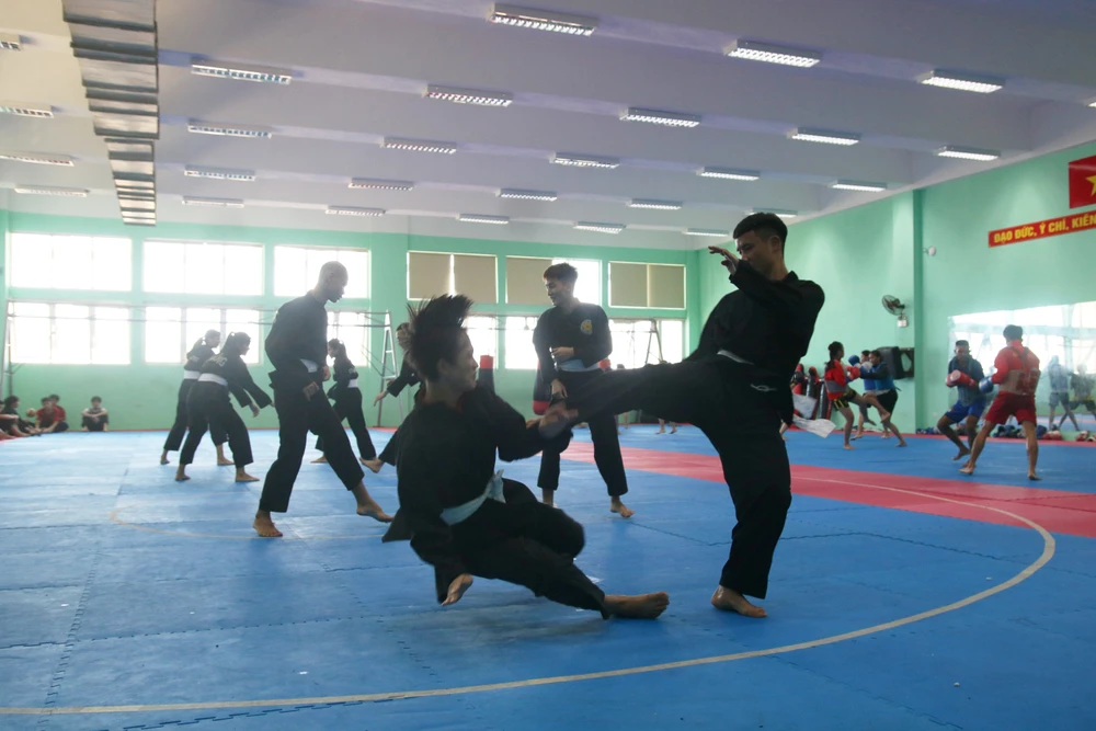Thể thao Đà Nẵng nỗ lực tập luyện sau dịch ảnh 7 Thể thao Đà Nẵng nỗ lực tập luyện sau dịch ảnh 7