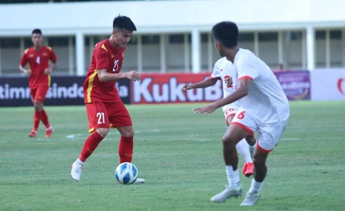 Chiến thắng của U19 Việt Nam... có vấn đề ảnh 1 Chiến thắng của U19 Việt Nam... có vấn đề ảnh 1