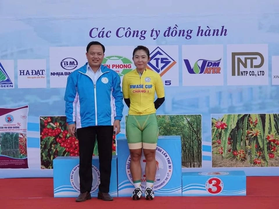 Các cô gái Tập đoàn Lộc Trời đòi lại tất cả danh hiệu ở chặng đèo Prenn ảnh 3 Các cô gái Tập đoàn Lộc Trời đòi lại tất cả danh hiệu ở chặng đèo Prenn ảnh 3
