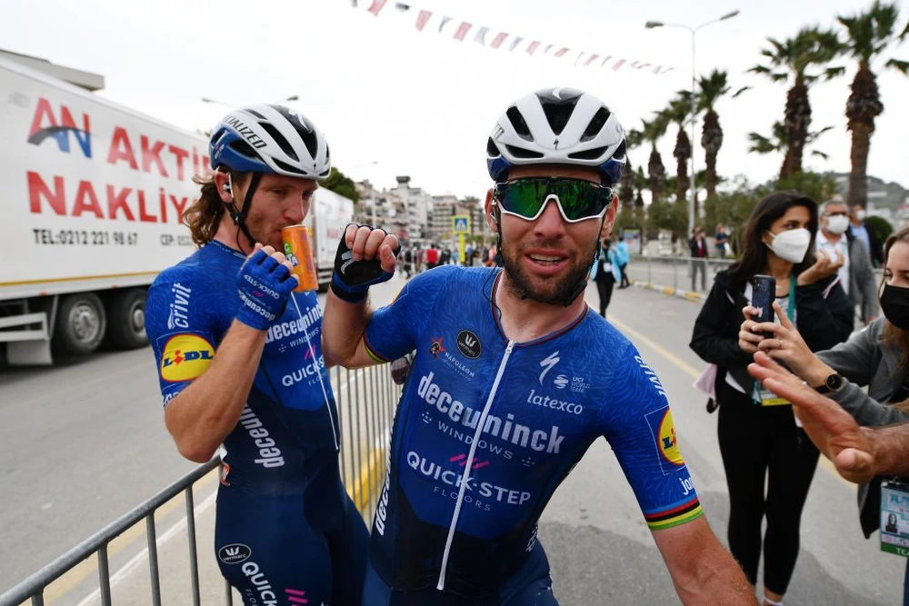 Mark Cavendish vẫn không có Áo xanh dù về nhất chặng cuối giải xe đạp Thổ Nhĩ Kỳ ảnh 1 Mark Cavendish vẫn không có Áo xanh dù về nhất chặng cuối giải xe đạp Thổ Nhĩ Kỳ ảnh 1