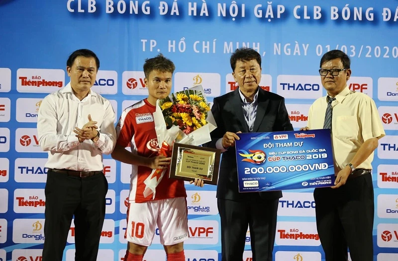 Siêu Cúp 2019: CLB TPHCM thua ngược trên sân nhà ảnh 4 Siêu Cúp 2019: CLB TPHCM thua ngược trên sân nhà ảnh 4