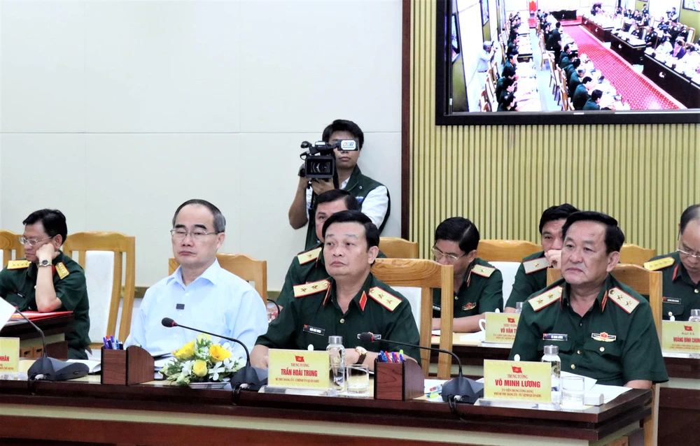 Thường vụ Quân ủy Trung ương thông qua công tác chuẩn bị Đại hội đại biểu Đảng bộ Quân khu 7 lần thứ X ảnh 2 Thường vụ Quân ủy Trung ương thông qua công tác chuẩn bị Đại hội đại biểu Đảng bộ Quân khu 7 lần thứ X ảnh 2