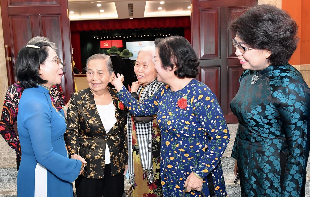 Tri ân những hy sinh của các nữ chiến sĩ cách mạng bị địch bắt tù đày ảnh 6 Tri ân những hy sinh của các nữ chiến sĩ cách mạng bị địch bắt tù đày ảnh 6