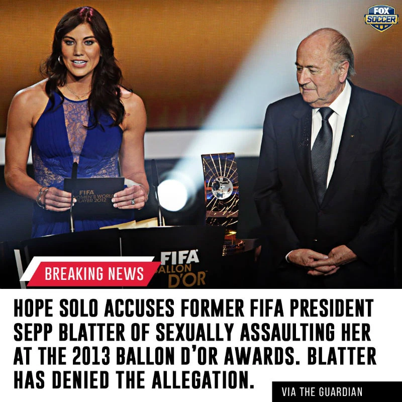 Cựu thủ thành Solo (trái) tố cao Blatter quấy rối tình dục.
