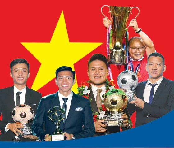 Các cầu thủ được tôn vinh tại lễ trao giải Quả bóng vàng 2018. Ảnh: HOÀNG HÙNG- Infographic: THÁI AN