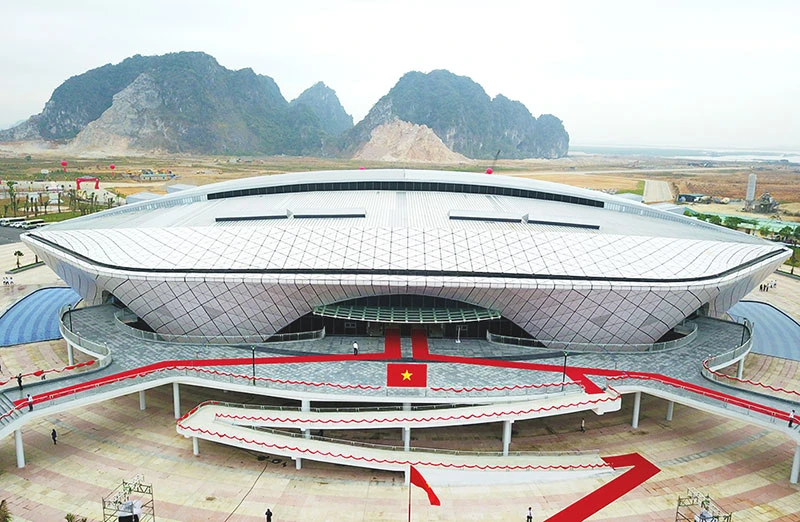 Nhà thi đấu tỉnh Quảng Ninh sẽ đăng cai môn bóng chuyền trong nhà.