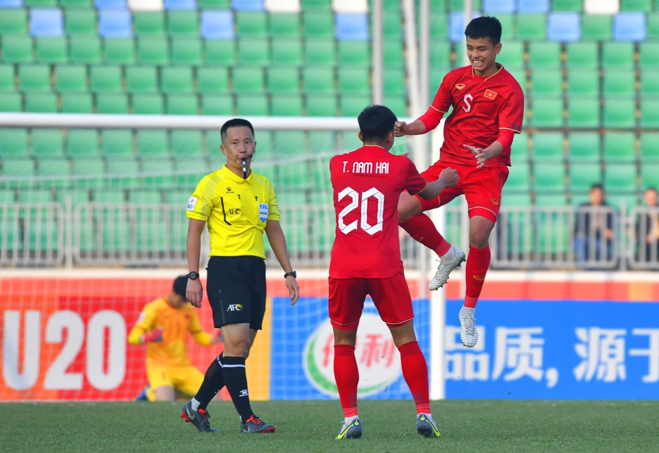 U20 Việt Nam có sự khởi đầu hoàn hảo bằng chiến thắng trước Australia 