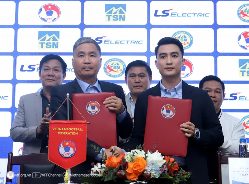 Công ty Cổ phần Tập đoàn Thái Sơn Nam sẽ gắn tên với VCK giải vô địch U17 quốc gia trong 3 năm liên tiếp, từ 2023 đến 2025