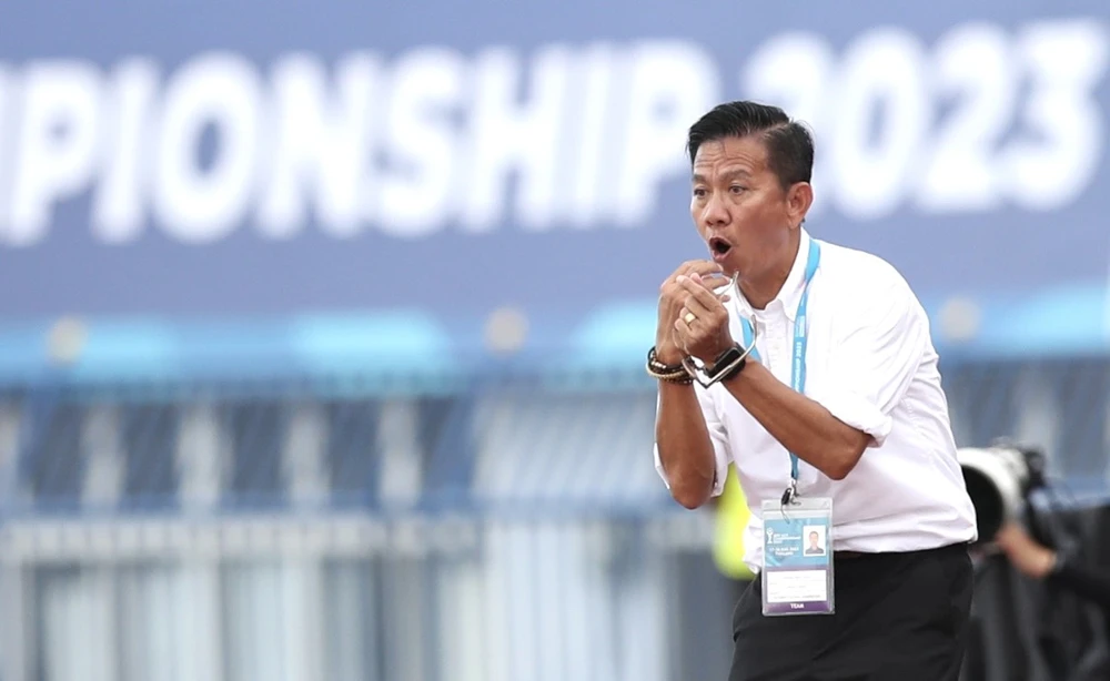 HLV Hoàng Anh Tuấn vui mừng khi U23 Việt Nam hoàn thành mục tiêu lọt đến trận chung kết Giải U23 Đông Nam Á 2023. 