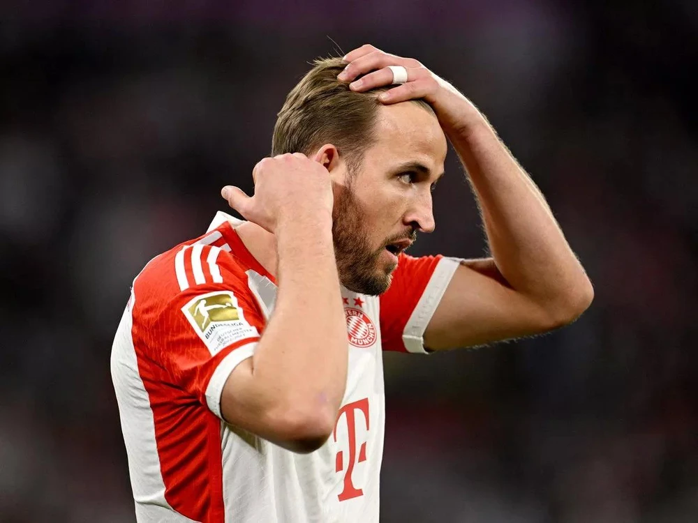 Harry Kane thất vọng trong màu áo Bayern Munich