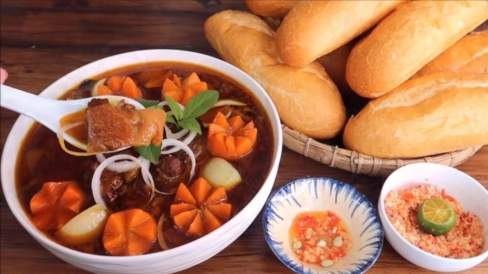 Top 100 món ăn từ thịt ngon nhất thế giới vinh danh 3 món Việt