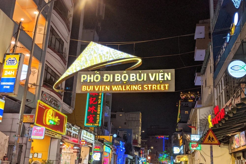 Việt Nam sẽ phát triển sản phẩm du lịch đêm tại 12 điểm đến 