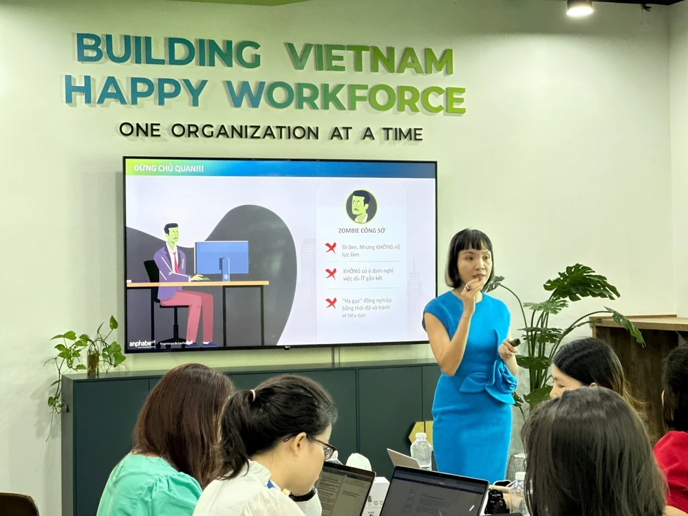 Thị trường lao động Việt Nam thay đổi ra sao sau 10 năm?