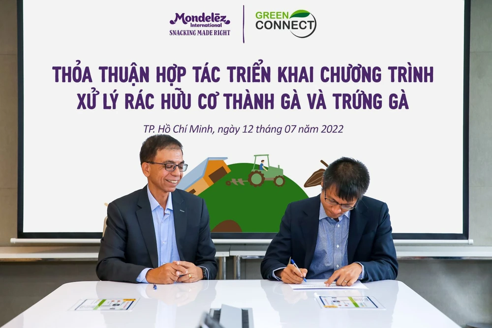 Mondelez Kinh Đô đồng hành cùng dự án “Xử lý rác hữu cơ thành gà và trứng gà” của Green Connect