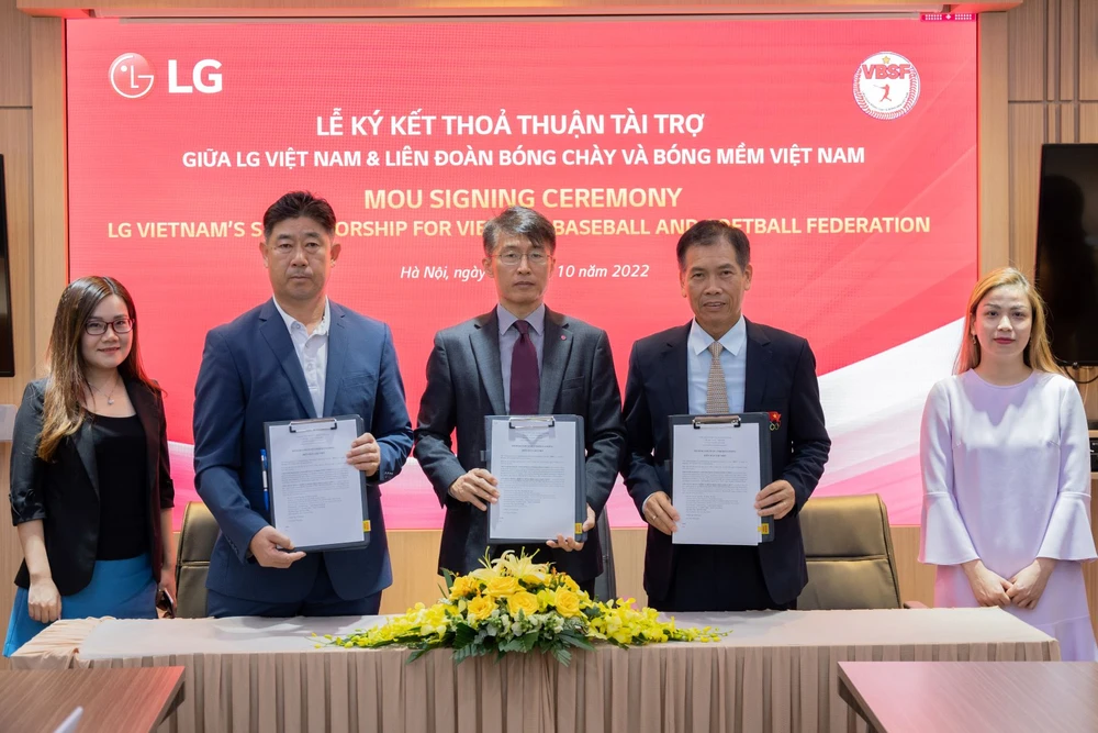 LG hợp tác cùng VBSF phát triển bộ môn bóng chày tại Việt Nam