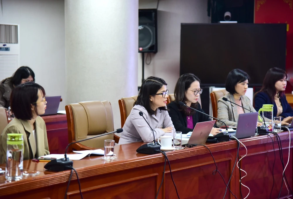 Bà Phạm Thị Thanh Hoài, Thành viên HĐQT chủ trì Hội nghị Nhà đầu tư và chuyên gia phân tích năm 2024