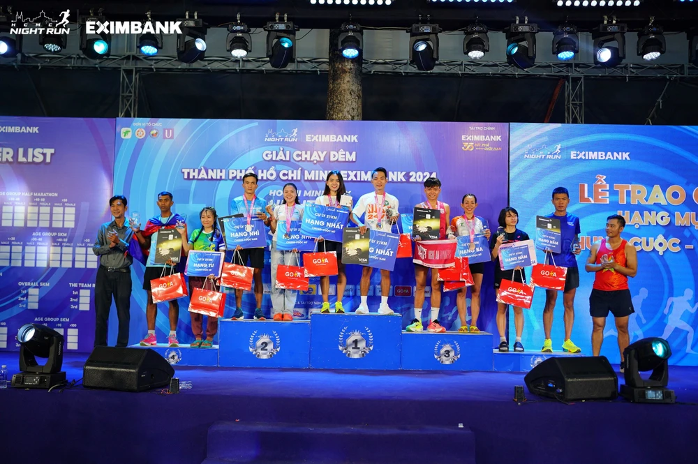 Hoàng Nguyên Thanh, Hoàng Thị Ngọc Hoa vô địch cự ly Half marathon Ho Chi Minh City Night Run Eximbank 2024