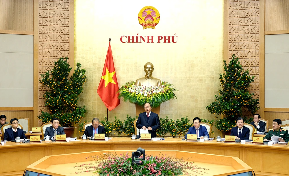 Thủ tướng Nguyễn Xuân Phúc chủ trì phiên họp Chính phủ thường kỳ tháng đầu năm 2018. Ảnh: VGP/Quang Hiếu