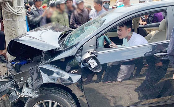 Lái xe dương tính với chất ma tuý khi gây tai nạn liên hoàn tại Đà Lạt, ngày 14-3-2019.