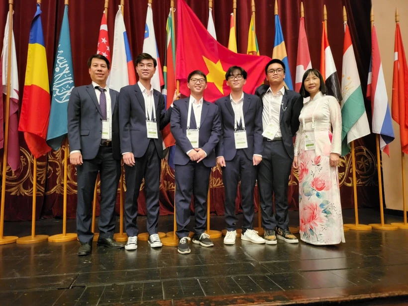 Đội tuyển Việt Nam tại Olympic Sinh học quốc tế năm 2022 ​