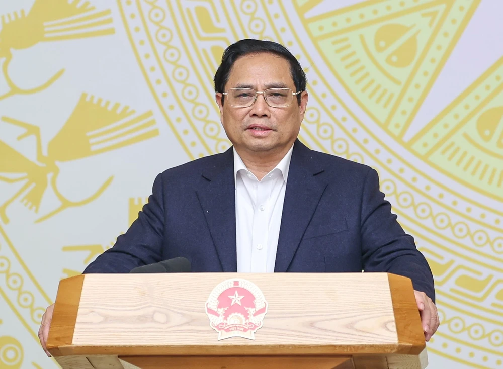 Thủ tướng Phạm Minh Chính yêu cầu không đầu tư cao tốc quy mô hạn chế 2 làn xe, gây lãng phí nguồn lực