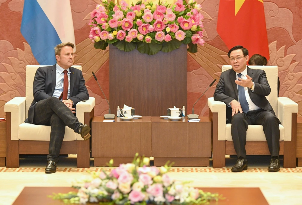 Chủ tịch Quốc hội Vương Đình Huệ tiếp Thủ tướng Đại Công quốc Luxembourg Xavier Bettel thăm chính thức Việt Nam. Ảnh VIẾT CHUNG