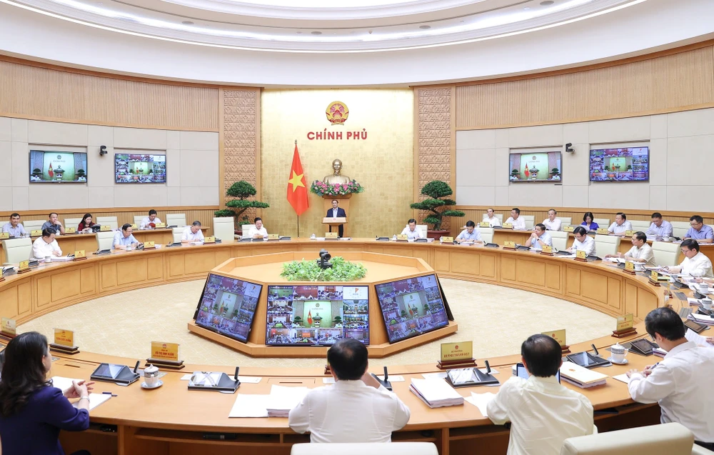 Thủ tướng Phạm Minh Chính chủ trì và phát biểu tại Phiên họp Chính phủ thường kỳ sáng 4-7. Ảnh: VIẾT CHUNG