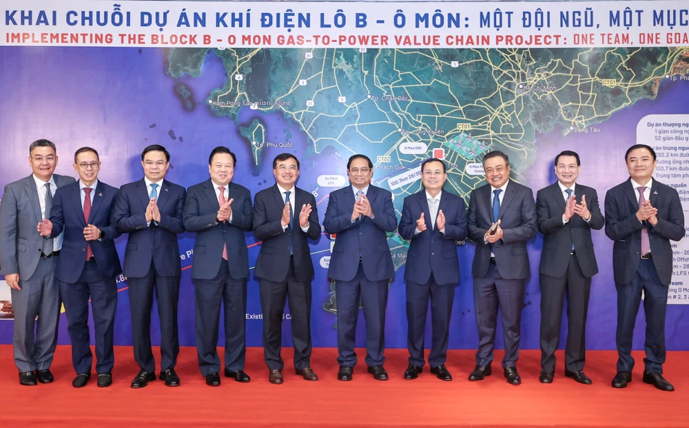 Thủ tướng Phạm Minh Chính dự lễ ký kết và triển khai chuỗi dự án khí điện Lô B - Ô Môn. Ảnh: VIẾT CHUNG