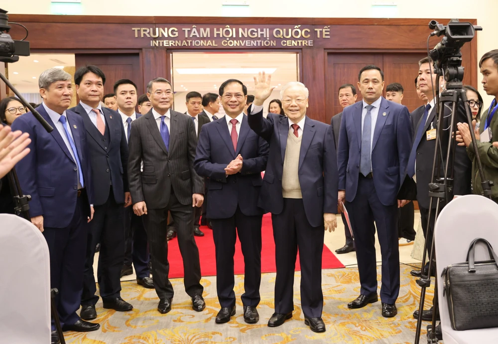 Tổng Bí thư Nguyễn Phú Trọng đến dự Hội nghị ngoại giao 32. Ảnh: QUANG PHÚC