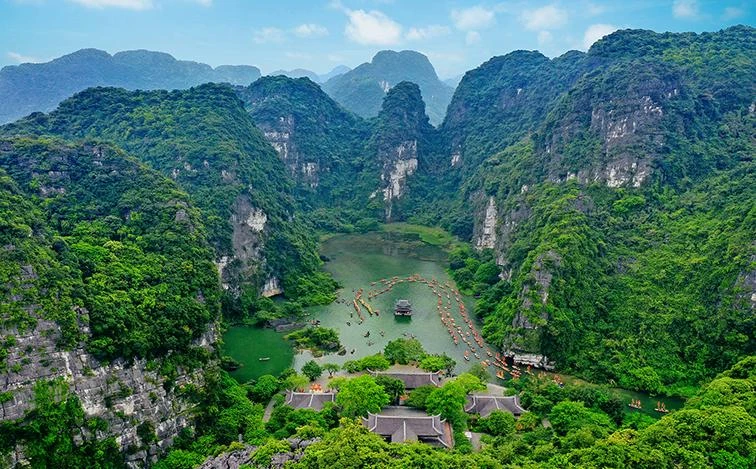 Quần thể Danh thắng Tràng An (Ninh Bình)-khu du lịch hấp dẫn của Việt Nam và quốc tế