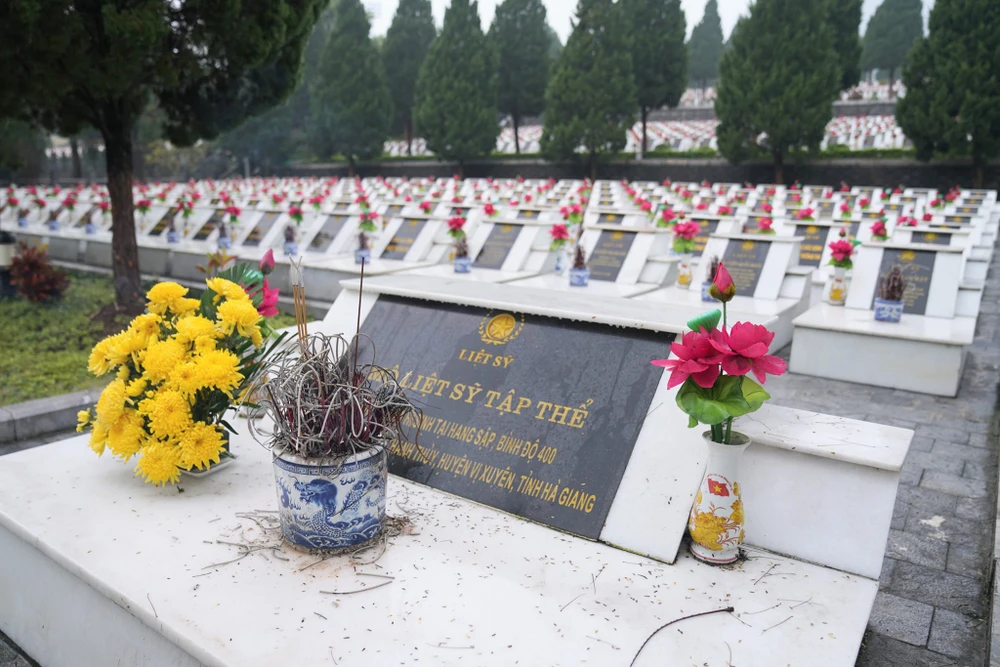 Mộ liệt sĩ tại Nghĩa trang liệt sĩ Vị Xuyên, Hà Giang. Ảnh: Đỗ Trung