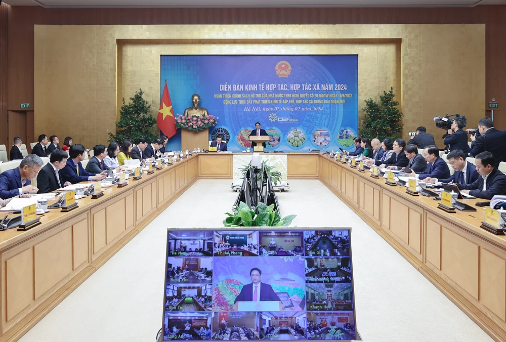 Thủ tướng Phạm Minh Chính chủ trì và phát biểu tại Diễn đàn Kinh tế hợp tác, hợp tác xã năm 2024. Ảnh: VIẾT CHUNG