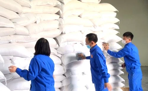 Chính phủ xuất cấp gạo cho người dân trong dịp Tết Nguyên đán và giáp hạt năm 2024