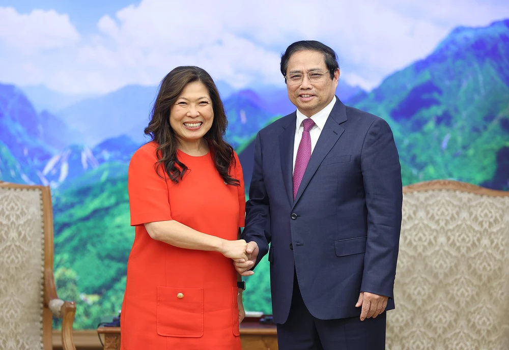 Thủ tướng Phạm Minh Chính tiếp Bộ trưởng Phát triển kinh tế, thương mại quốc tế và xúc tiến xuất khẩu Canada Mary Ng