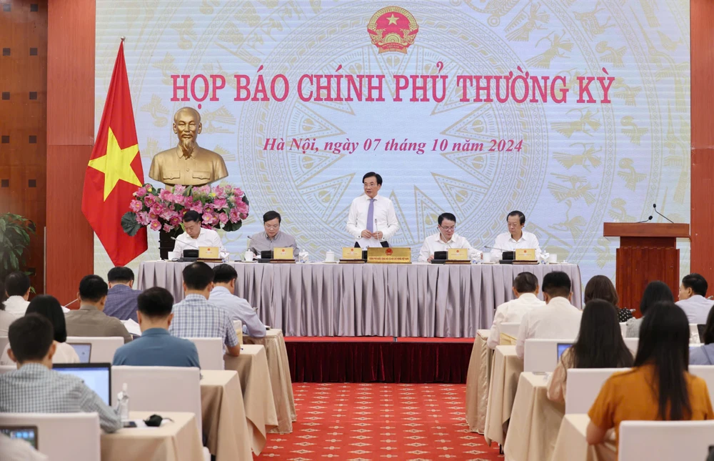 Họp báo Chính phủ thường kỳ tháng 9-2024. Ảnh: QUANG PHÚC