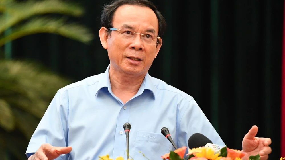 Bí thư Thành ủy TPHCM Nguyễn Văn Nên phát biểu tại hội nghị. Ảnh: VIỆT DŨNG