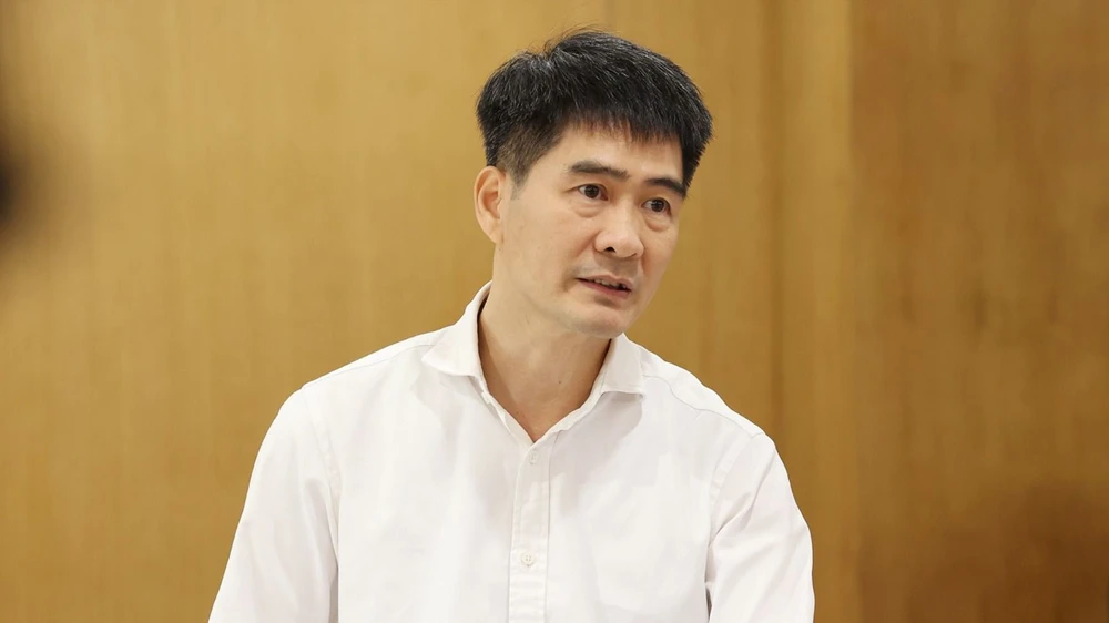 Phó Cục trưởng Cục Viễn thông Nguyễn Phong Nhã phát biểu tại họp báo