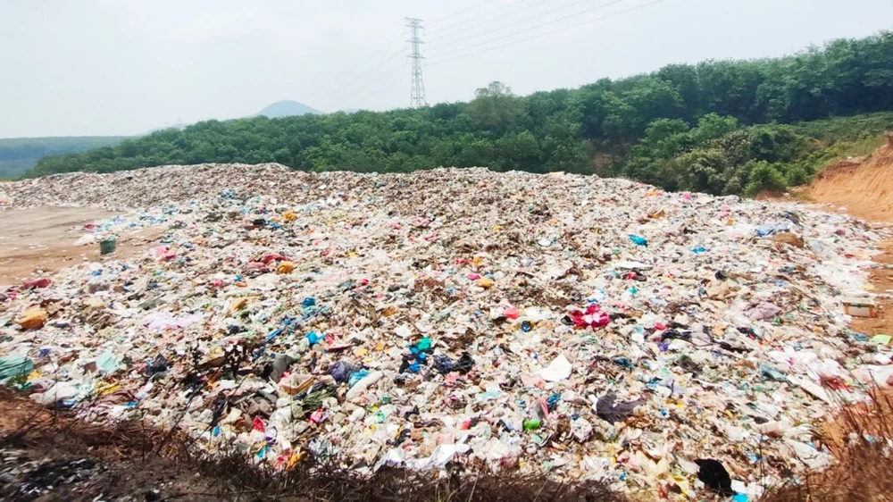 Bãi rác gây ô nhiễm